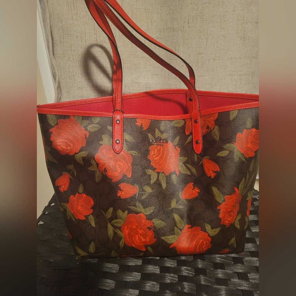 AUTHENTIC  Coach reversible tote bag
